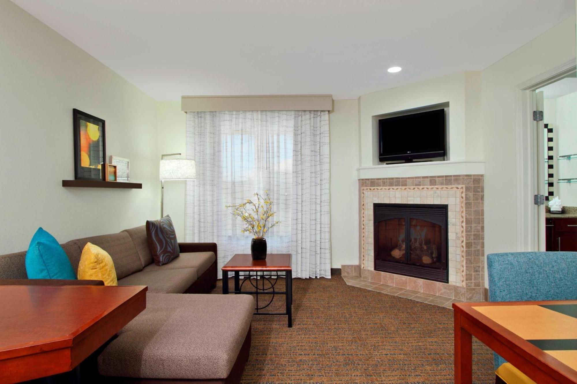 Residence Inn Phoenix Glendale Sports & Entertainment District Exterior foto